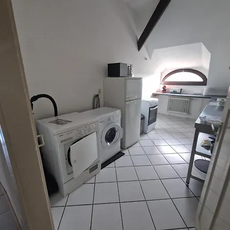 Dg Links Penzini Monteurzimmer E Durlach Fuer 6 Personen 公寓 卡尔斯鲁厄
